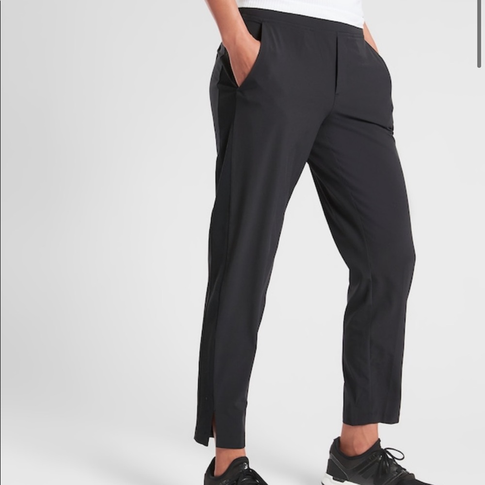 Athleta black joggers size 6